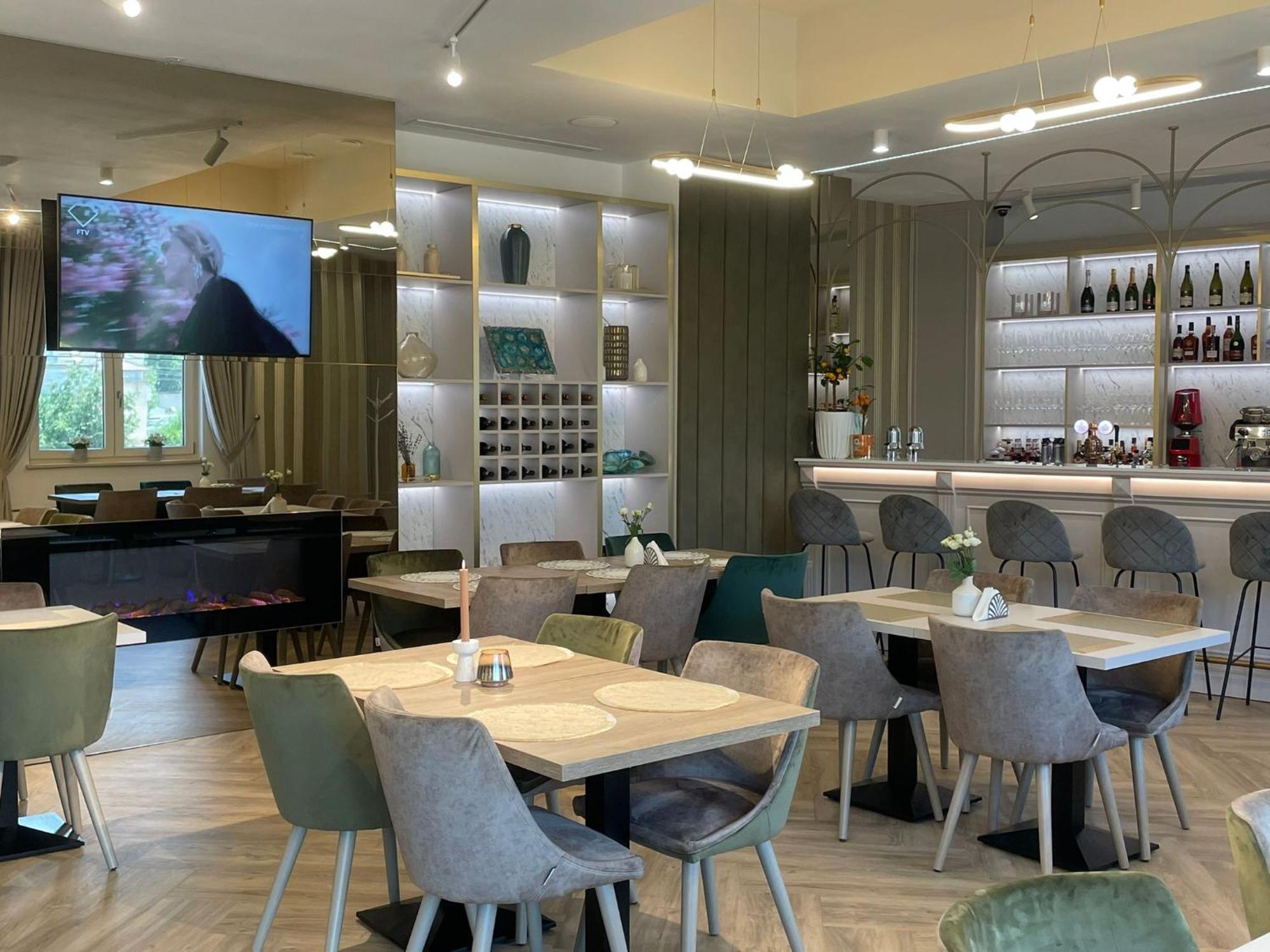 Boutique Hotel Bals Buitenkant foto