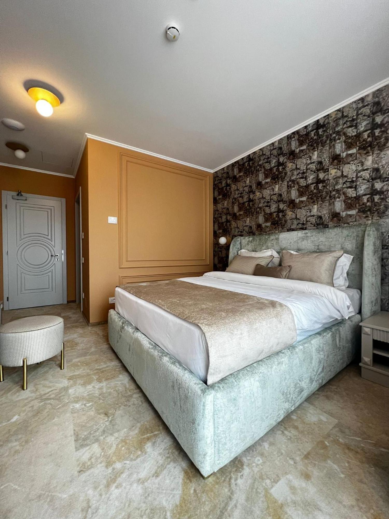 Boutique Hotel Bals Buitenkant foto