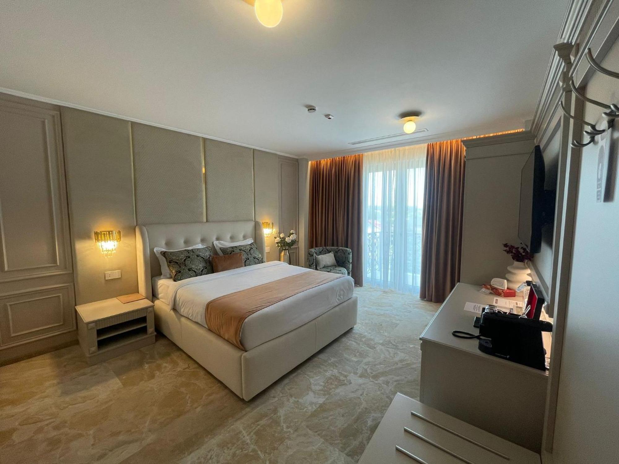 Boutique Hotel Bals Buitenkant foto