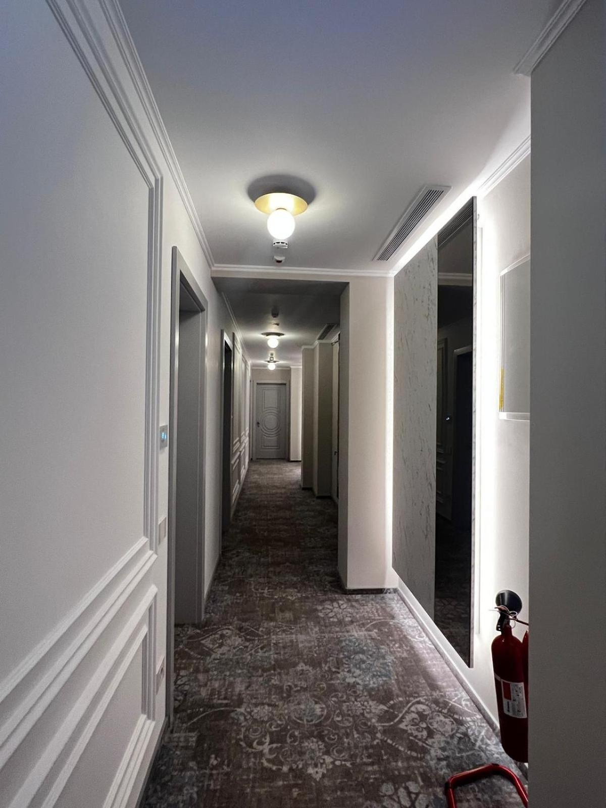 Boutique Hotel Bals Buitenkant foto
